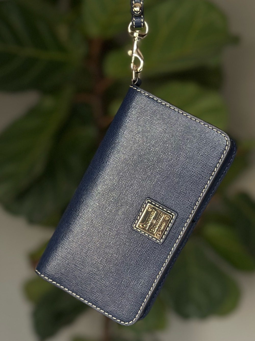 Dooney & Bourke Navy Blue Gold Leather Wristlet Snap Wallet, Red Interior